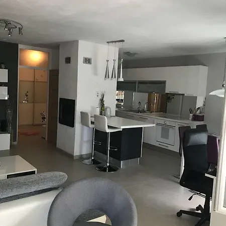 Spark Διαμέρισμα Ζαντάρ